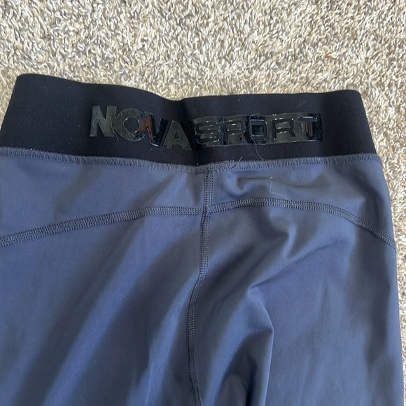 Fashion Nova Woman Leggings Gray - Picture 4 of 4